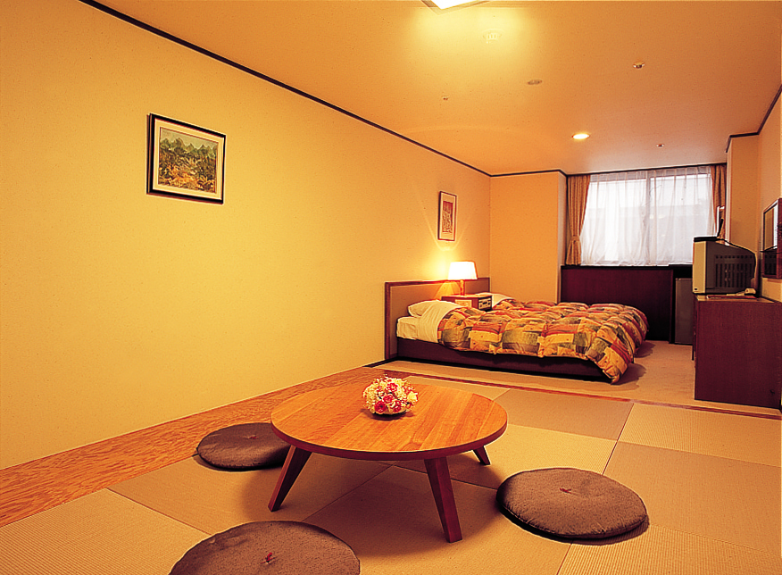 房間(Standard Room with Tatami)